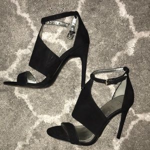 Bcbg Paris suede black heel